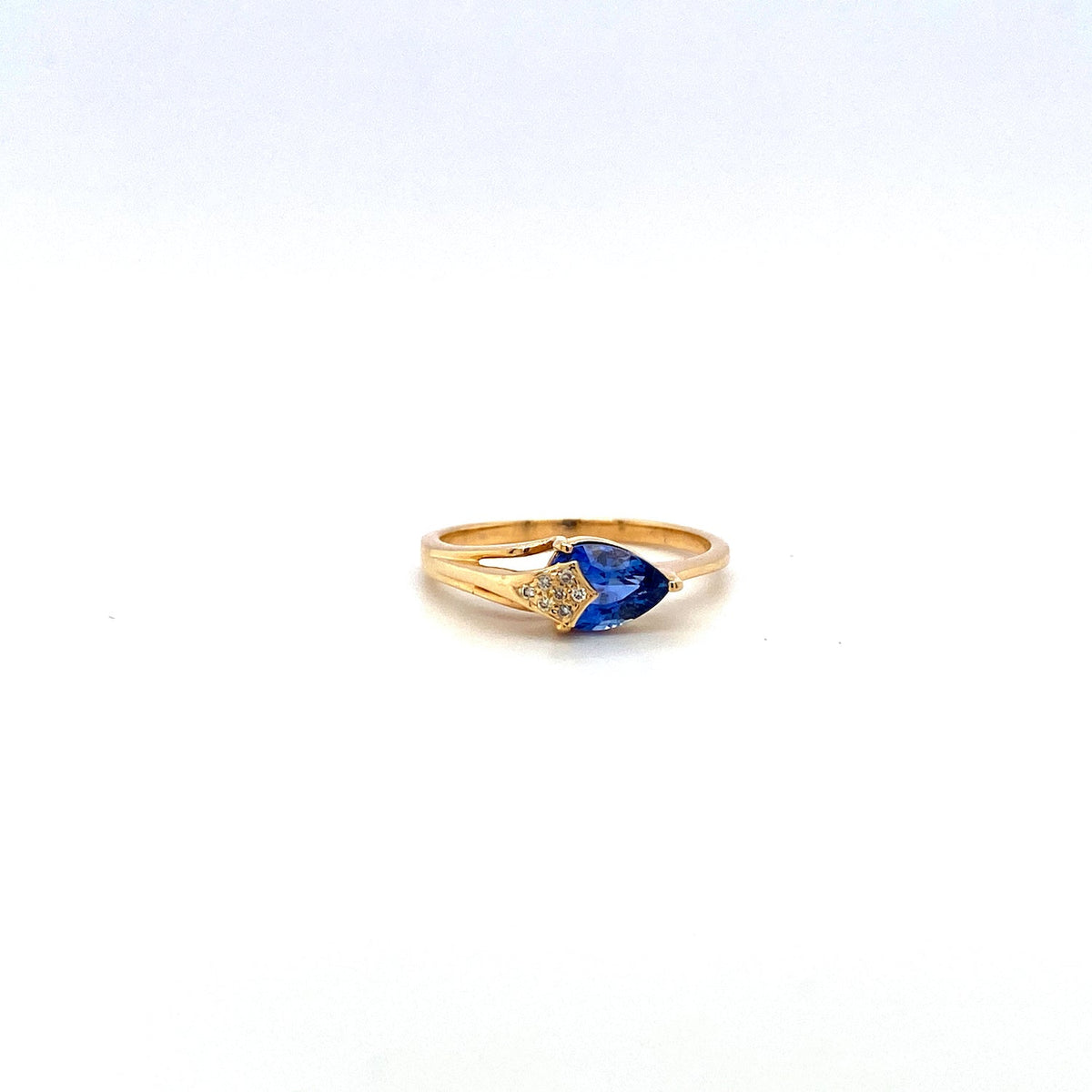 High Tide - Sapphire and Diamond 14K Solid Yellow Gold Ring