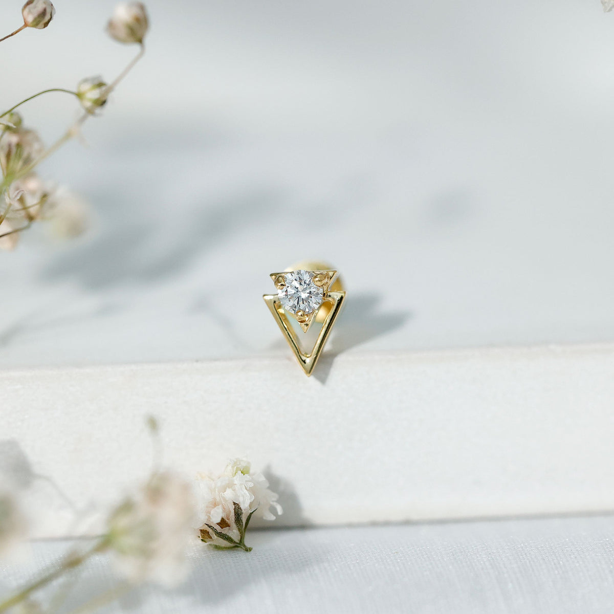 GND Diamond Solitaire Triangle Cartilage Earring